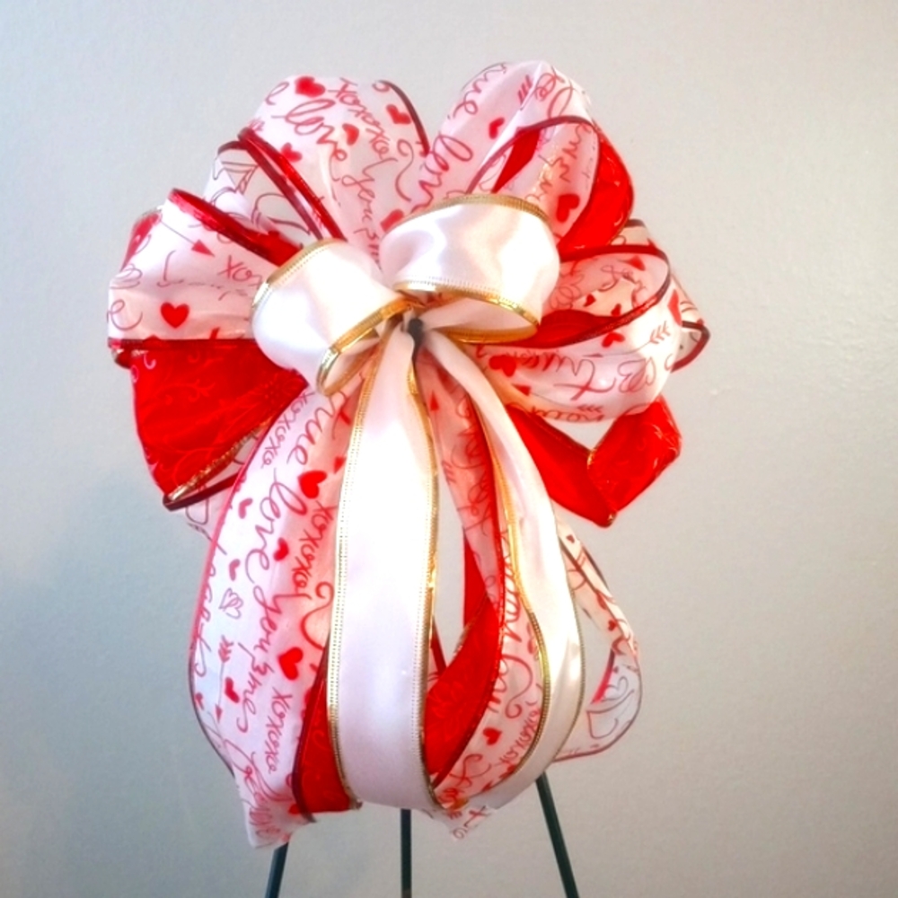 Elegant Red and White Decorative Bow